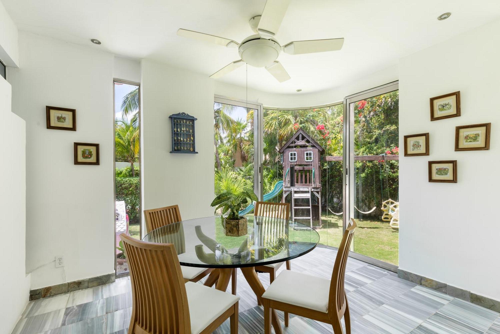 Large House - Walking To Beach - 10 Guests! แคนคูน ภายนอก รูปภาพ