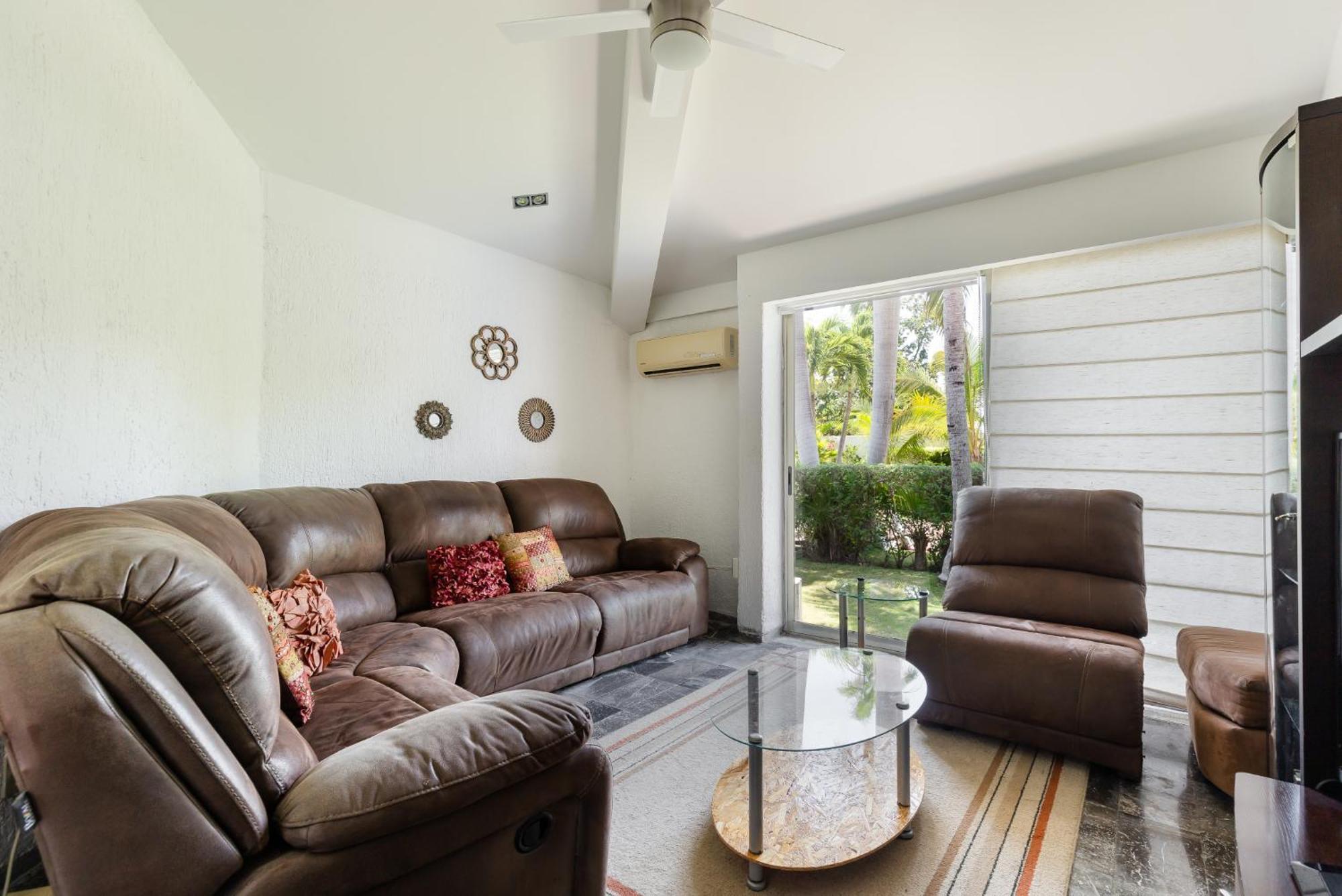 Large House - Walking To Beach - 10 Guests! แคนคูน ภายนอก รูปภาพ