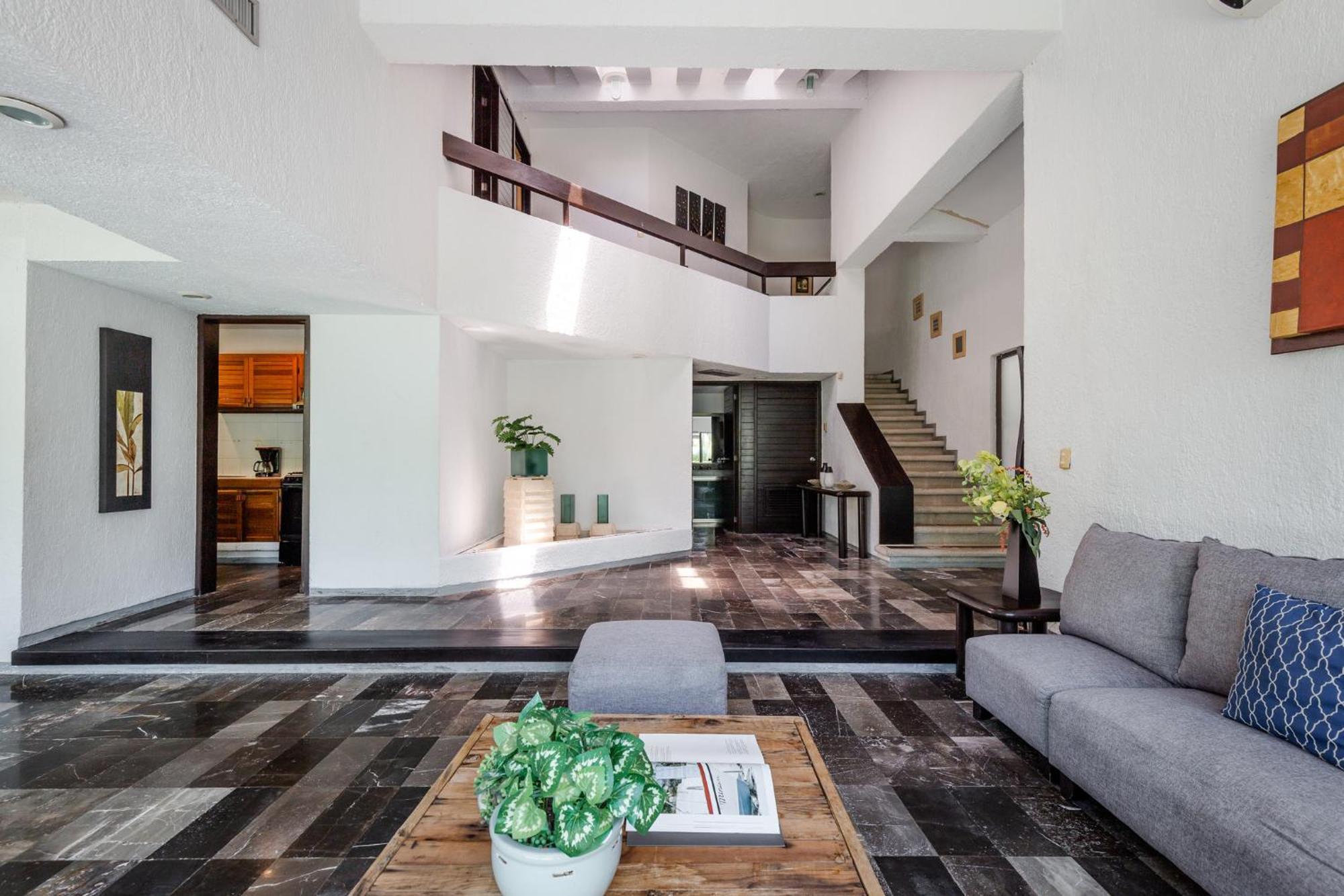 Large House - Walking To Beach - 10 Guests! แคนคูน ภายนอก รูปภาพ