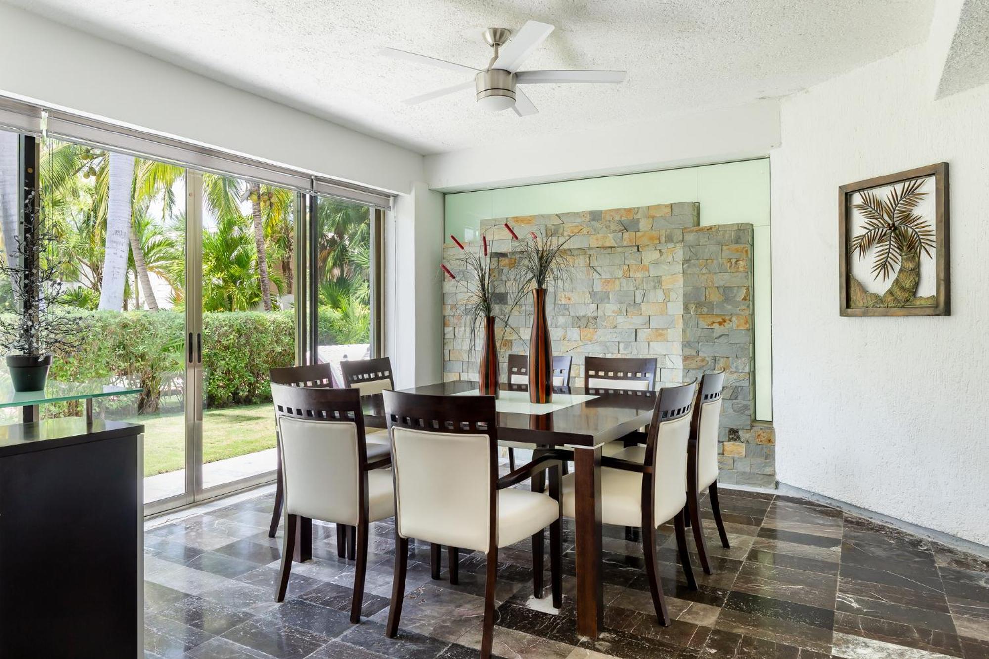Large House - Walking To Beach - 10 Guests! แคนคูน ภายนอก รูปภาพ