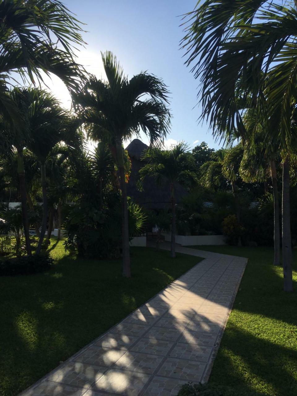 Large House - Walking To Beach - 10 Guests! แคนคูน ภายนอก รูปภาพ